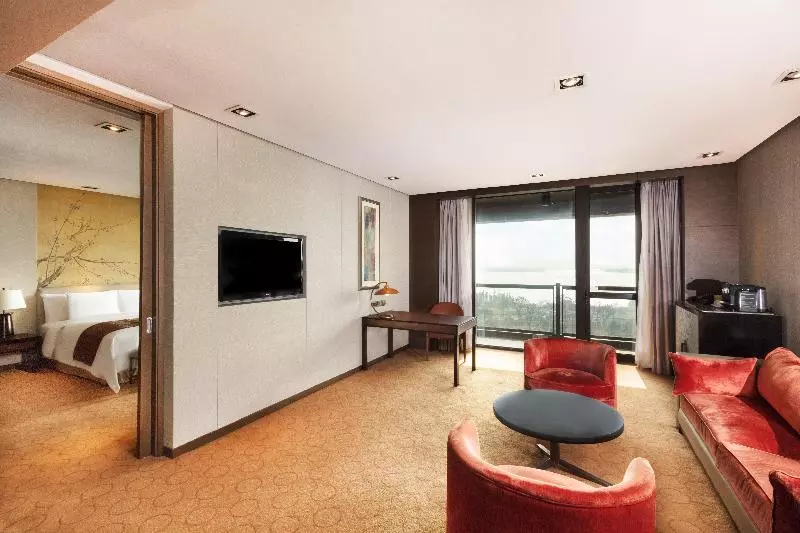 クラブルーム, Crowne Plaza Xuzhou Dalong Lake, An Ihg