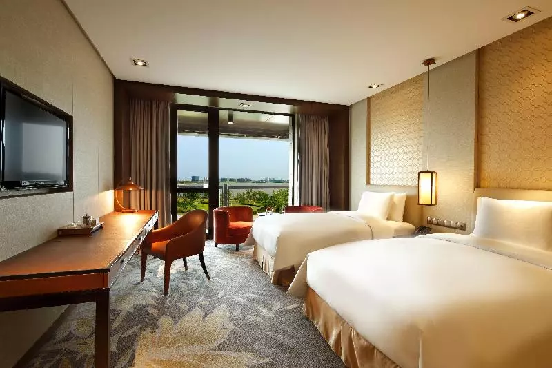اتاق استاندارد با چشم‌انداز باغ, Crowne Plaza Xuzhou Dalong Lake, An Ihg