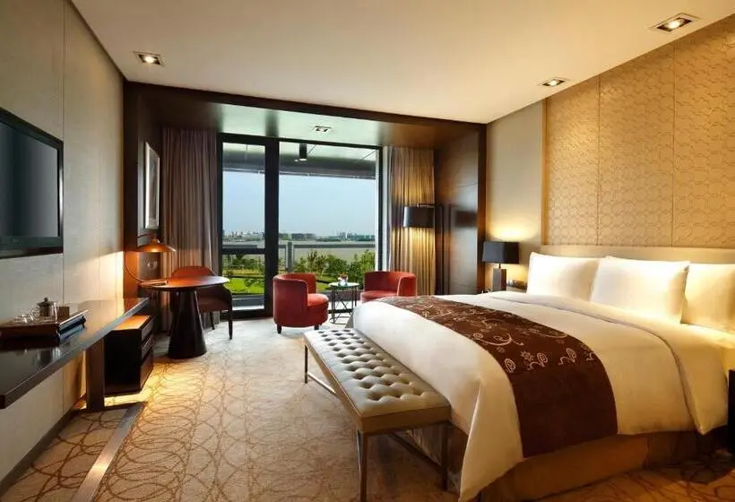 اتاق استاندارد با تخت بزرگ برای معلولان, Crowne Plaza Xuzhou Dalong Lake, An Ihg