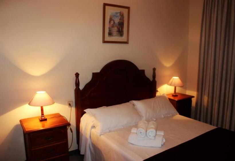 스탠다드 룸, Hostal Los Maños