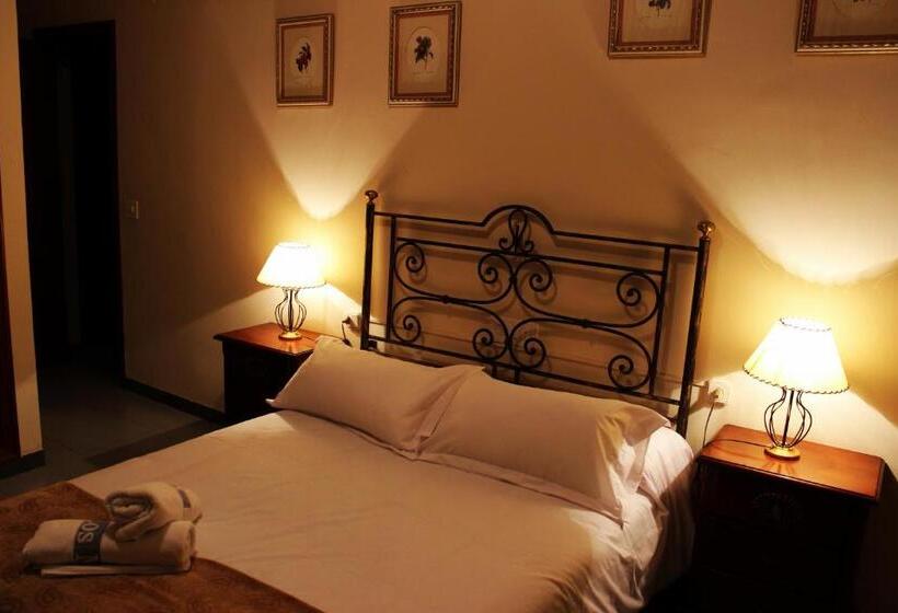 스탠다드 룸, Hostal Los Maños