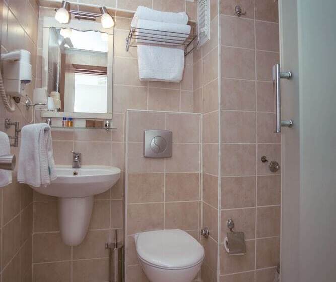 غرفة قياسية, Limani