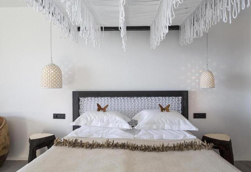 סוויטה עם ג'קוזי, Myconian Utopia Relais & Chateaux