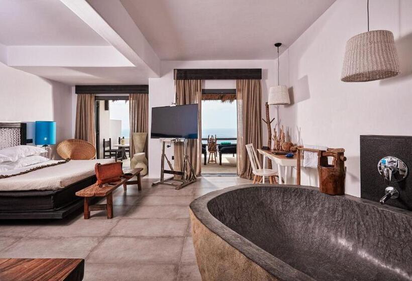 סוויטה עם ג'קוזי, Myconian Utopia Relais & Chateaux