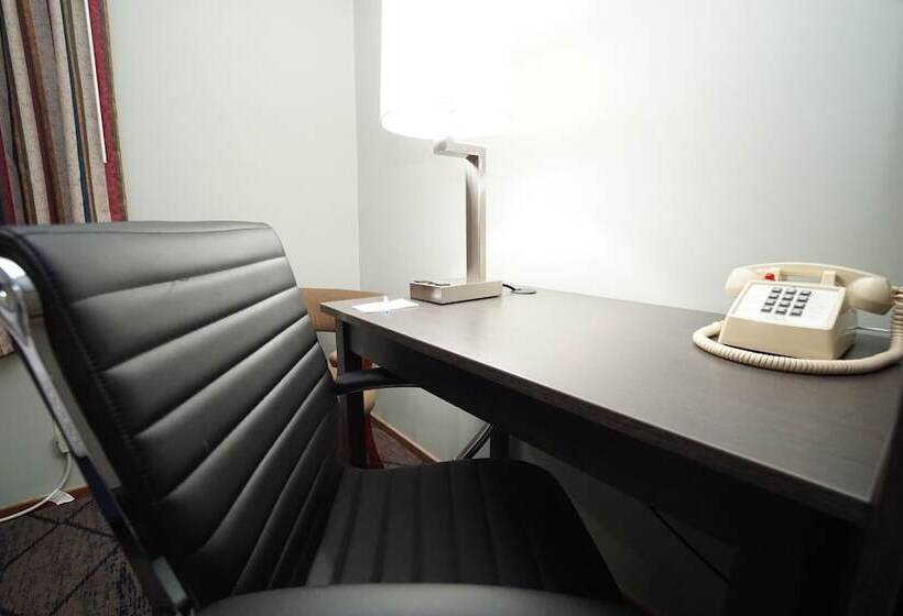 غرفة ديلوكس, Royal Inn Hudson I 94