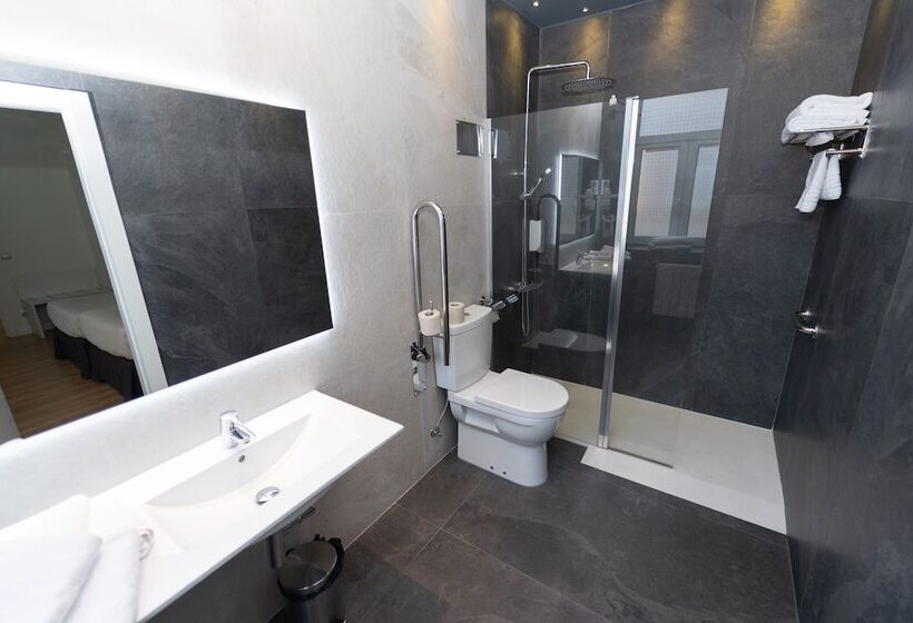 اتاق خانوادگی, Seminario Aeropuerto Bilbao