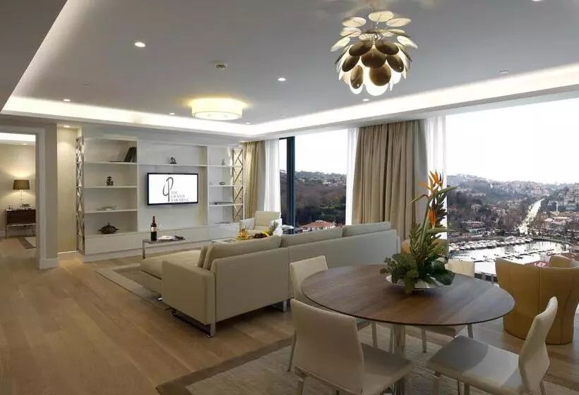 Standard Room with Views, The Grand Tarabya