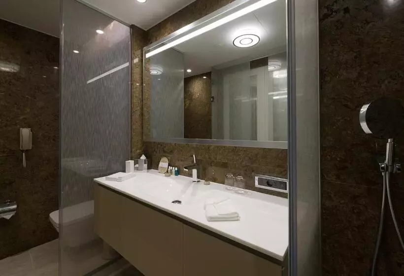 2 Bedroom Apartment with Views, The Grand Tarabya