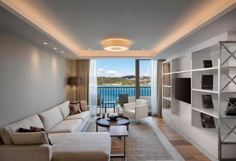2 Bedroom Apartment with Views, The Grand Tarabya