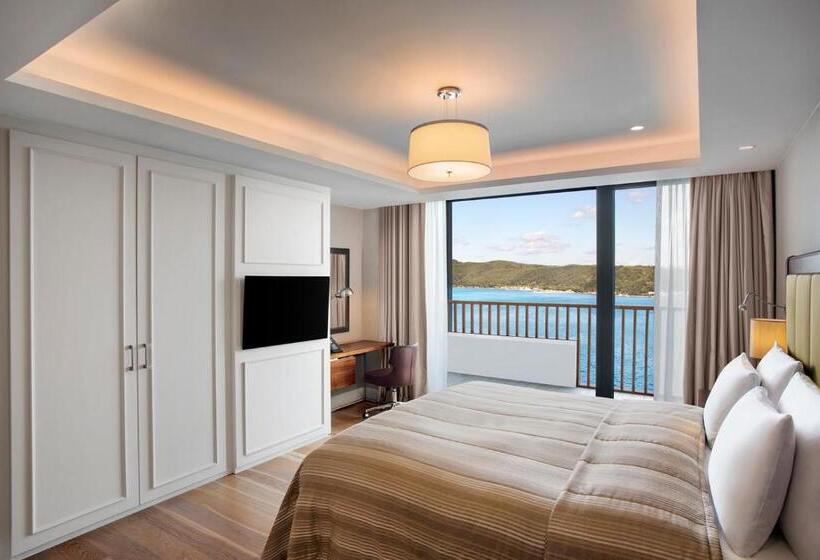 2 Bedroom Apartment with Views, The Grand Tarabya