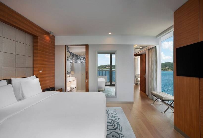 Suite with Views, The Grand Tarabya