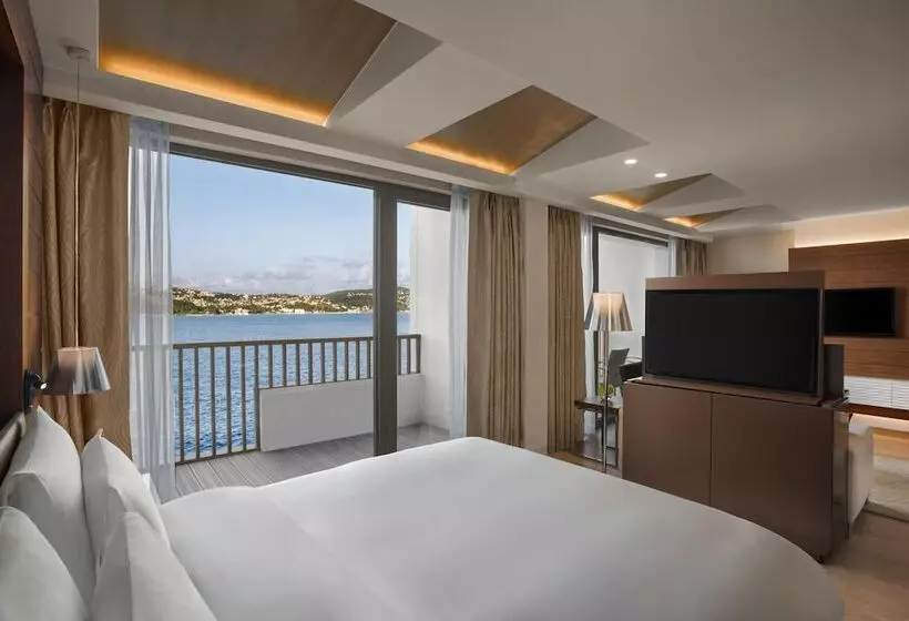 Junior Suite Garden View, The Grand Tarabya