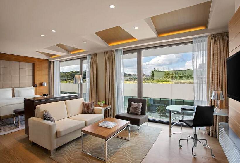 Junior Suite Garden View, The Grand Tarabya