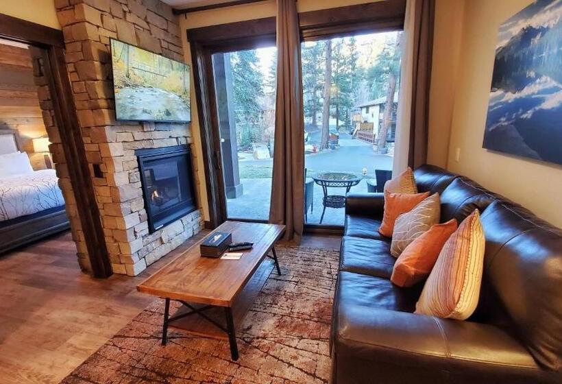 Люкс, The Inn On Fall River & Fall River Cabins