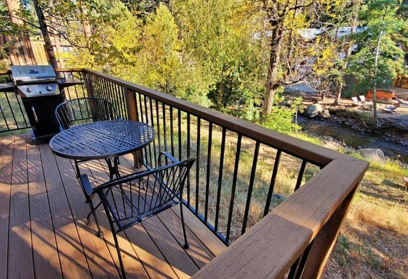 Хижина Deluxe, The Inn On Fall River & Fall River Cabins