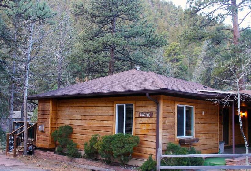Хижина Deluxe, The Inn On Fall River & Fall River Cabins