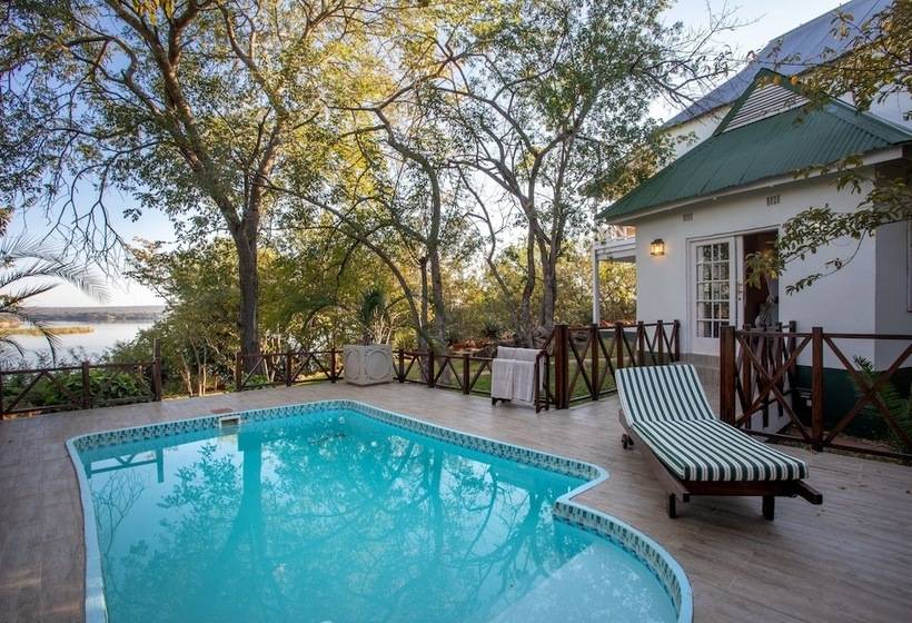 سوئیت دلوکس 2 خوابه, The River Club