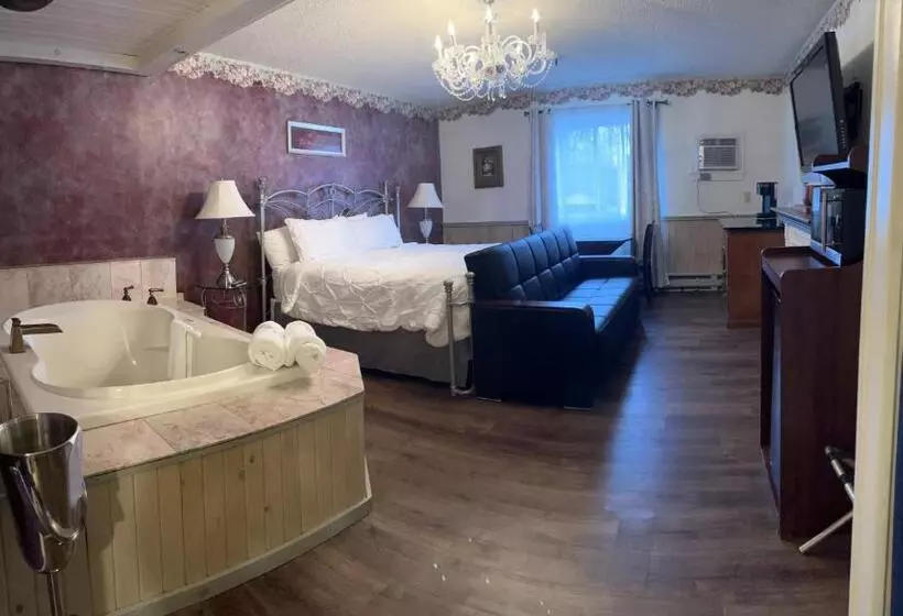 キングサイズベッドのスイートルーム, Vacationland Inn & Suites