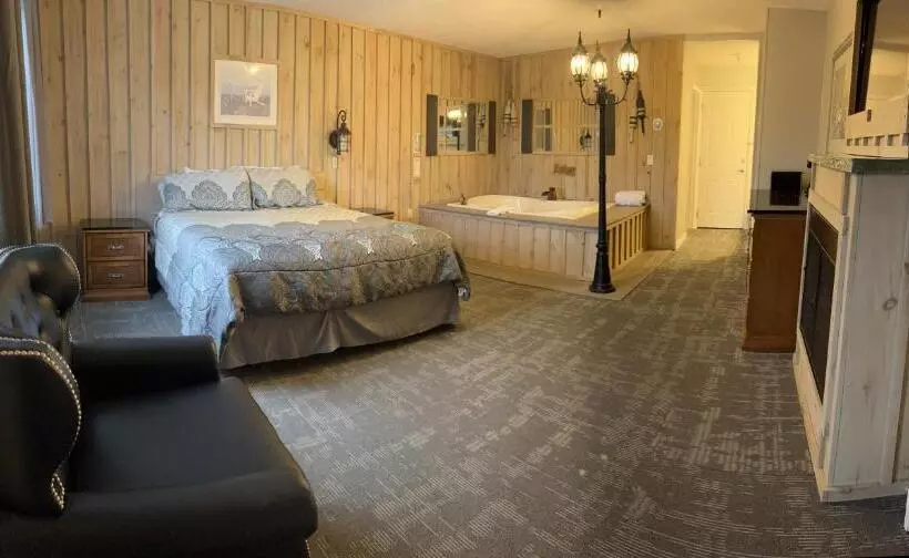 キングサイズベッドのスイートルーム, Vacationland Inn & Suites
