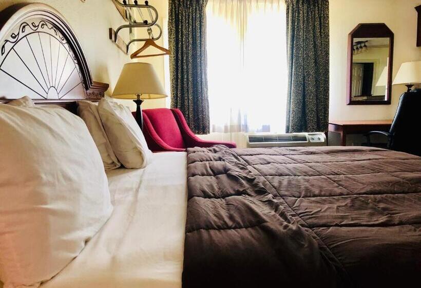 Люкс Кровать Кинг, Ozark Inn & Suites