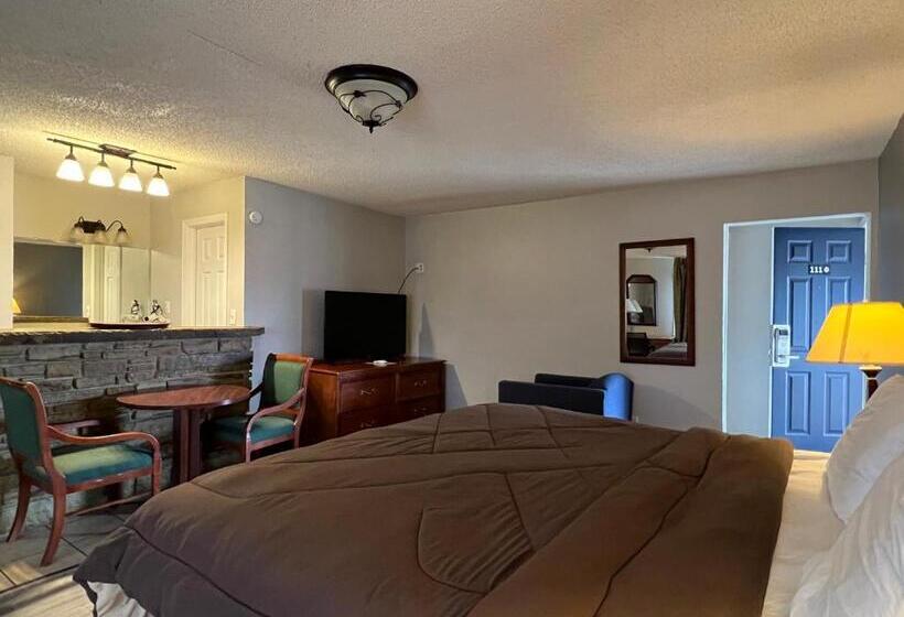 Люкс Кровать Кинг, Ozark Inn & Suites