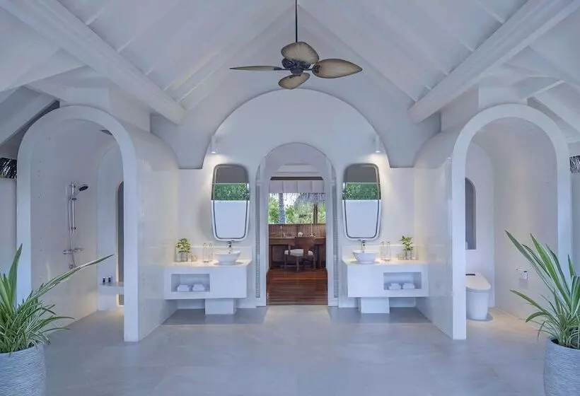 2 Bedroom Apartment with Pool, Anantara Kihavah Maldives Villas