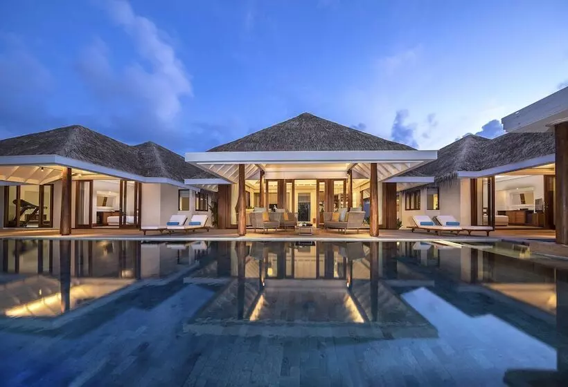 2 Bedroom Apartment with Pool, Anantara Kihavah Maldives Villas