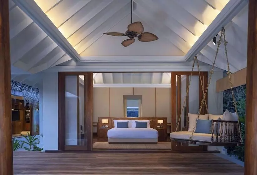 آپارتمان 4 خوابه, Anantara Kihavah Maldives Villas