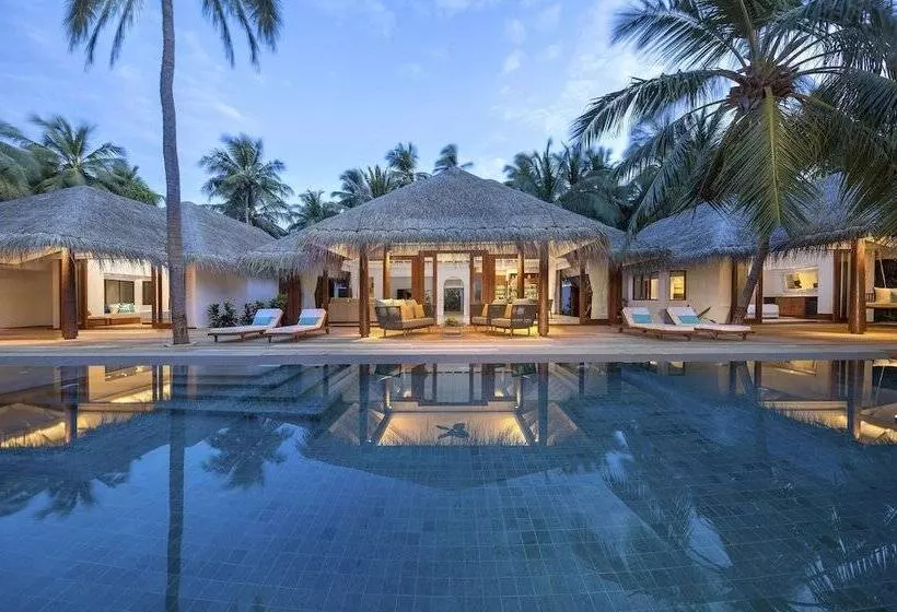 آپارتمان 3 خوابه, Anantara Kihavah Maldives Villas