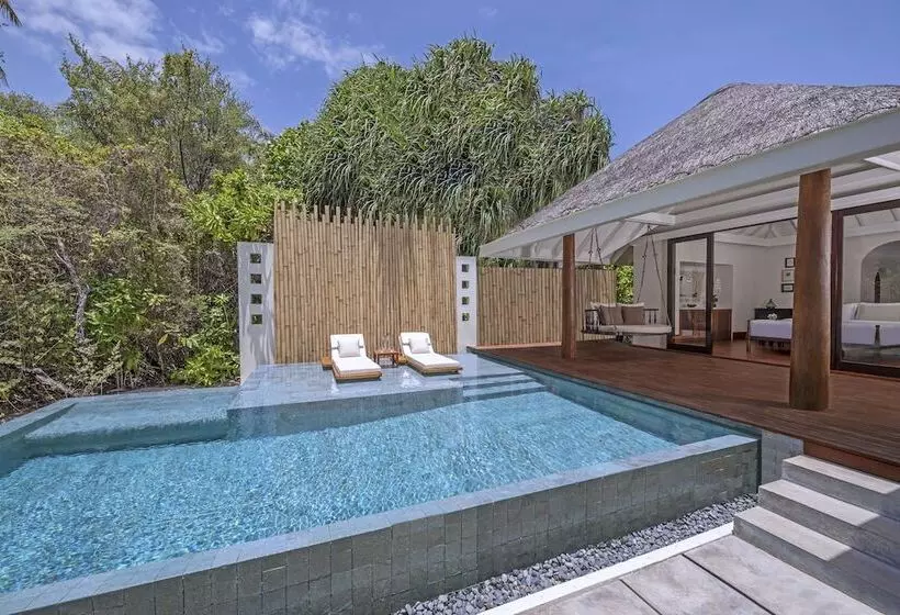 ویلای یک اتاق خوابه با استخر شنا, Anantara Kihavah Maldives Villas