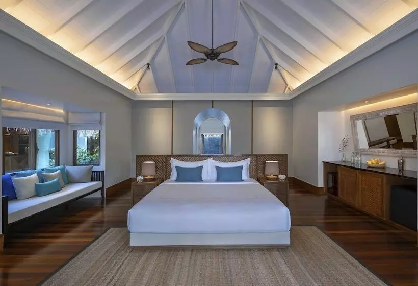 آپارتمان 4 خوابه, Anantara Kihavah Maldives Villas
