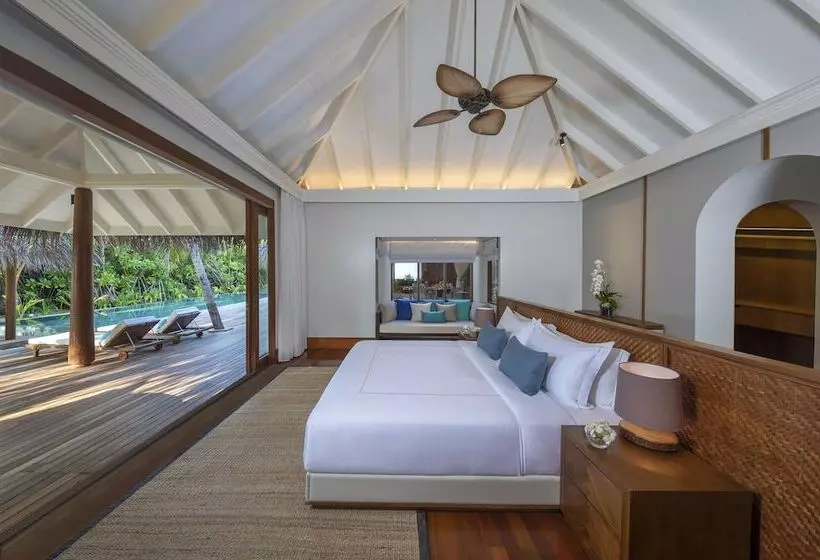 آپارتمان 3 خوابه, Anantara Kihavah Maldives Villas
