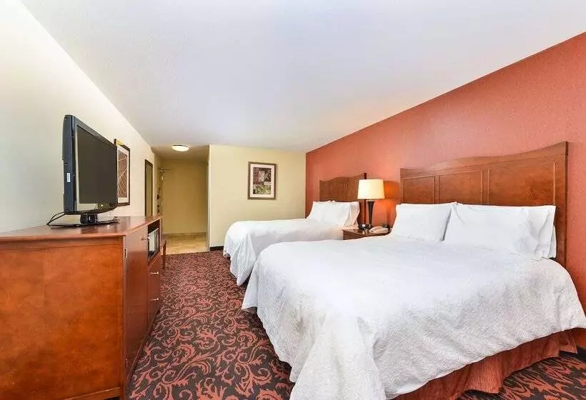 Standard-huone, Hampton Inn Yorkville