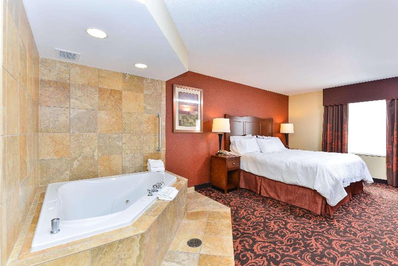 스탠다드 스튜디오 킹침대, Hampton Inn Yorkville