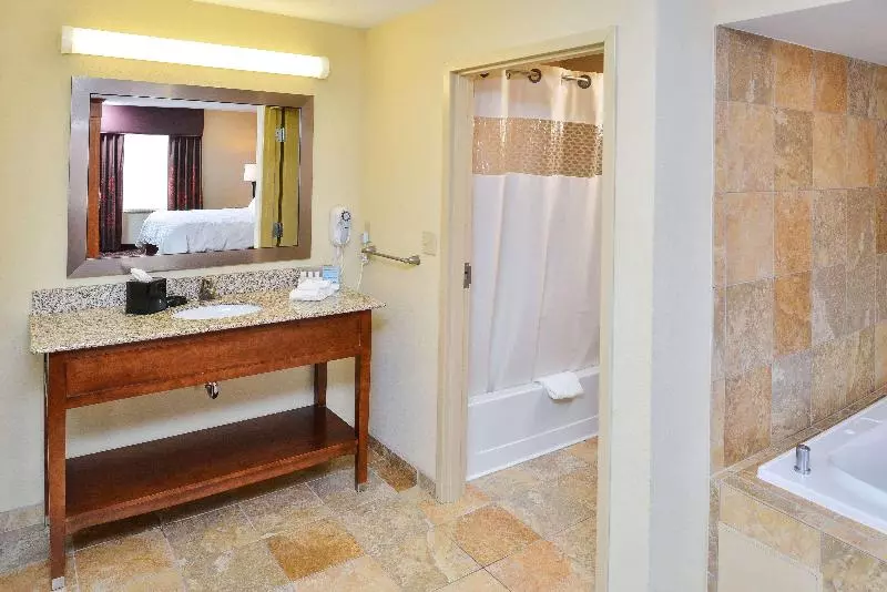Standard-studio King-vuode, Hampton Inn Yorkville