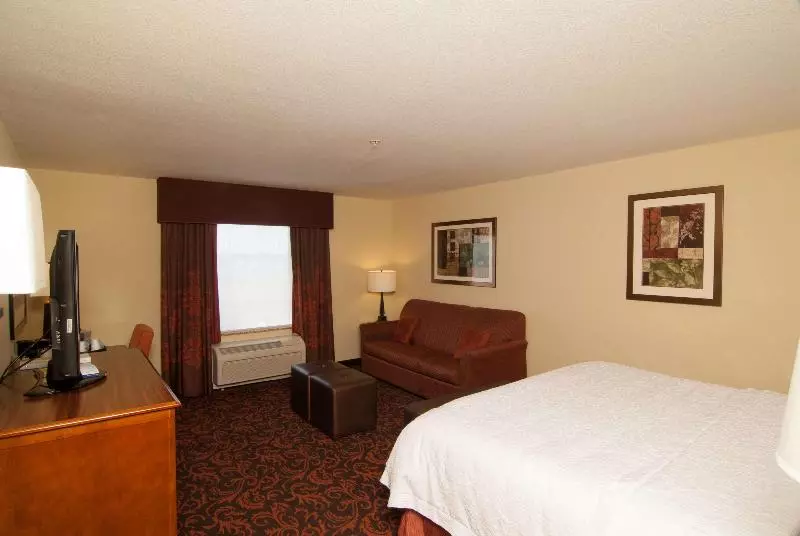 Standard-huone King-vuode, Hampton Inn Yorkville