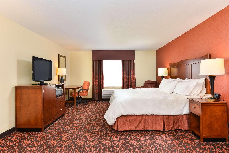 إستوديو قياسى سرير كينج, Hampton Inn Yorkville