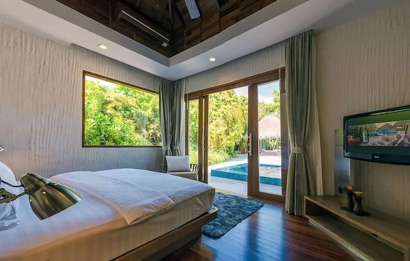 اتاق استاندارد, Hideaway Beach Resort & Spa