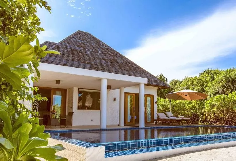 اتاق لوکس, Hideaway Beach Resort & Spa