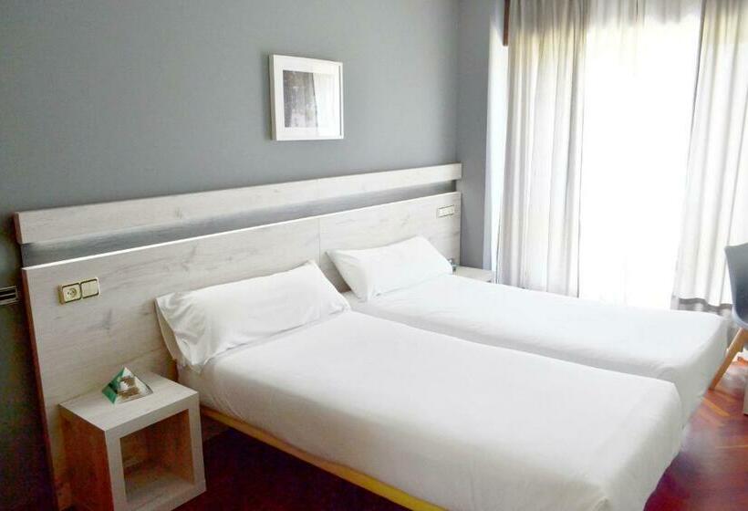 اتاق استاندارد, Alda Puerta Coruna