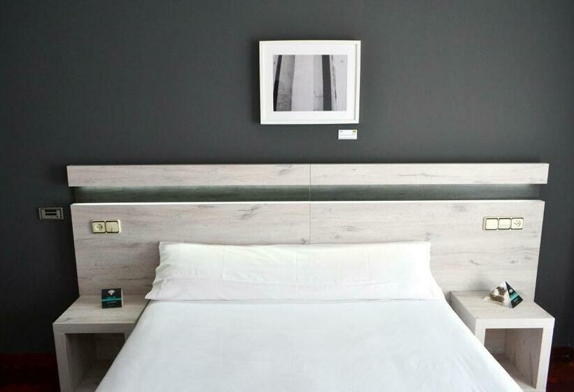 اتاق استاندارد, Alda Puerta Coruna