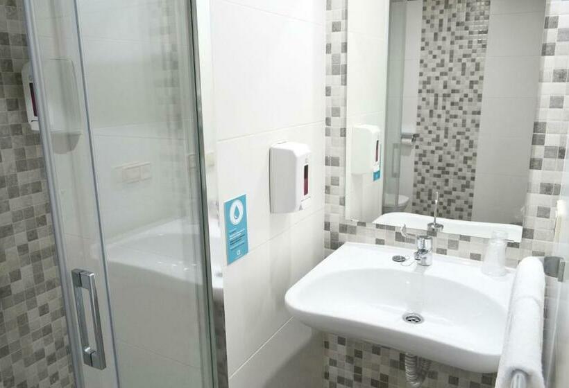 اتاق استاندارد, Alda Puerta Coruna