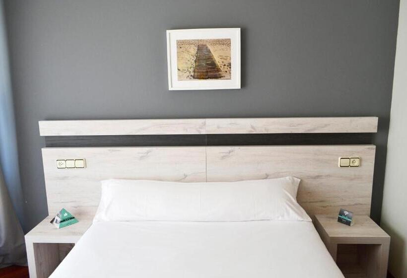 اتاق استاندارد, Alda Puerta Coruna