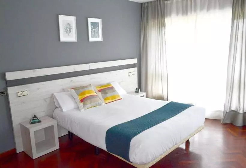 Premium-huone, Alda Puerta Coruna