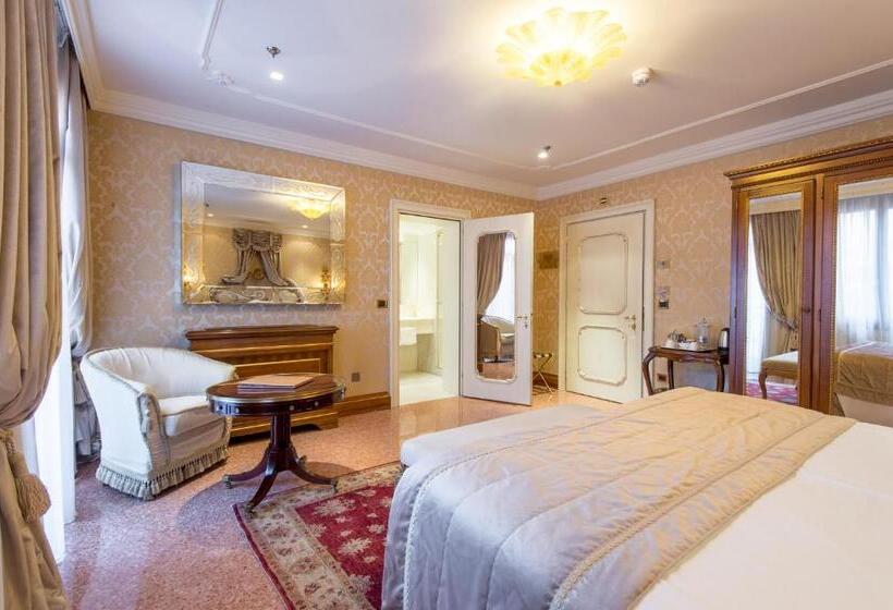 اتاق سوپریور, Ai Reali   Small Luxury Hotels Of The World