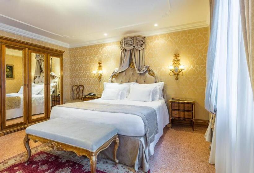 اتاق سوپریور, Ai Reali   Small Luxury Hotels Of The World