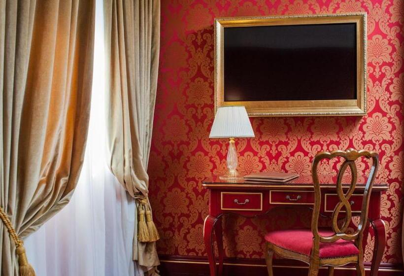 اتاق لوکس, Ai Reali   Small Luxury Hotels Of The World