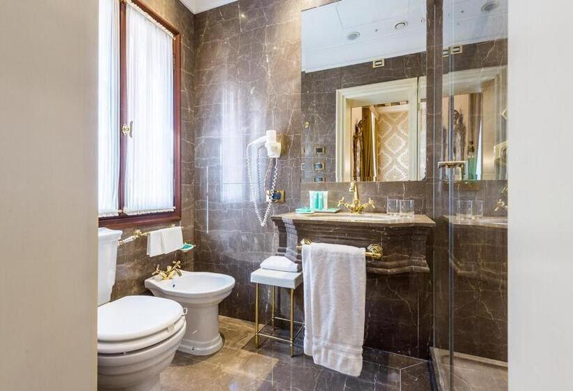 اتاق لوکس, Ai Reali   Small Luxury Hotels Of The World