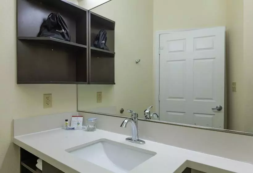 ダブルベッドのスタンダードスタジオ, Candlewood Suites San Marcos, An Ihg
