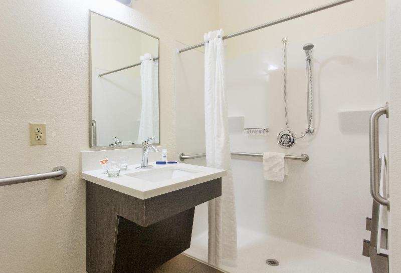 Люкс Кровать Кинг, Candlewood Suites San Marcos, An Ihg